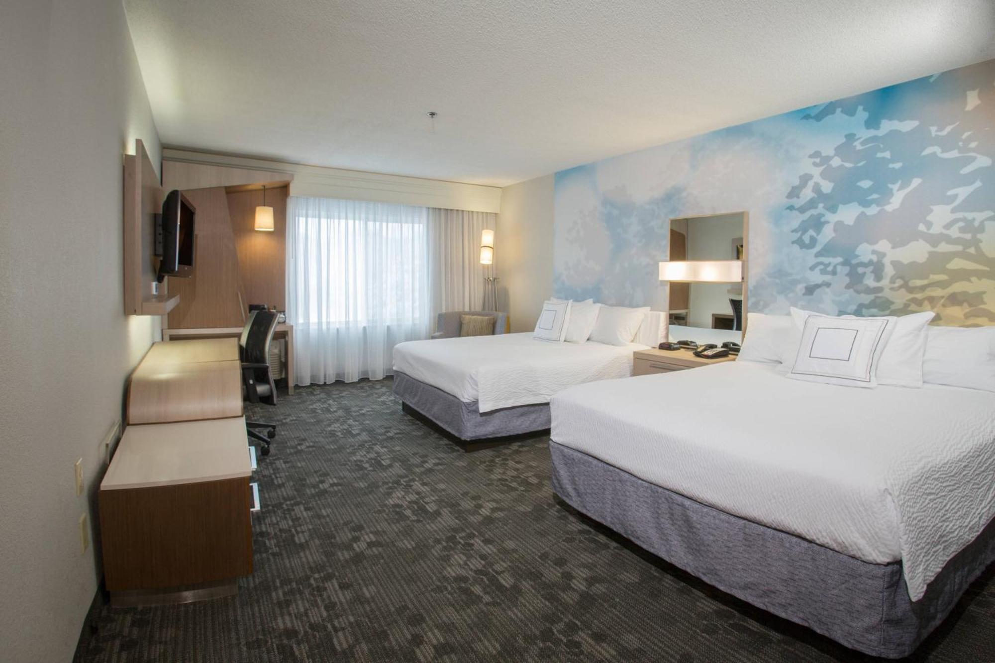 Отель Courtyard Boston Raynham Экстерьер фото